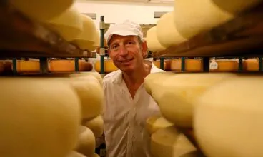 Equipe de TV australiana chega ao Brasil para filmar queijos artesanais
